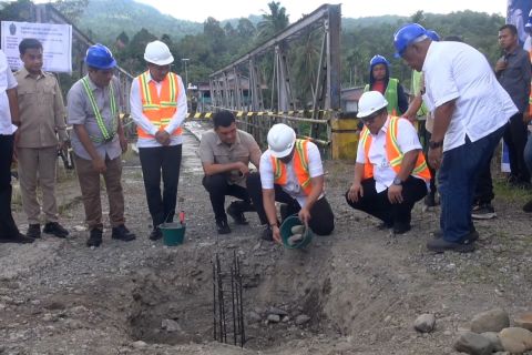 Gubernur Sumut mulai bangun Jembatan Idano Noyo di Nias Barat