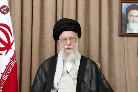 Ali Khamenei sebut AS tak dapat apapun dari perang dengan Iran