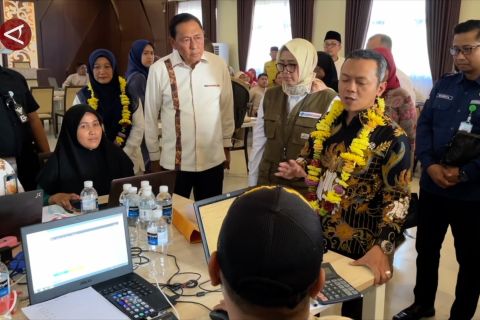 Wamendikdasmen tinjau proses SPMB di Sekolah Batam