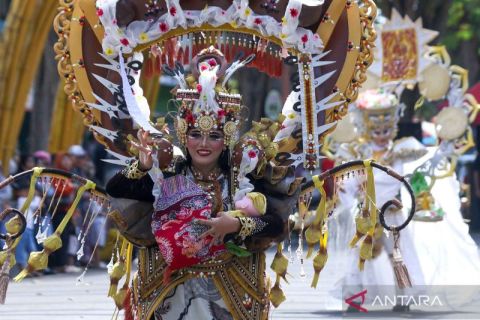 Kehidupan Suku Osing menginspirasi parade budaya Banyuwangi Ethno Carnival