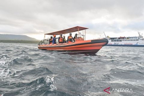 Tim SAR gabungan melanjutkan  pencarian korban KMP Tunu Pratama Jaya
