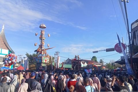 Persiapan Puncak Pesona Hoyak Tabuik Piaman 2025