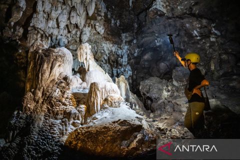 Mengintip keajaiban formasi karst dan sungai bawah tanah di Gua Petruk Kebumen
