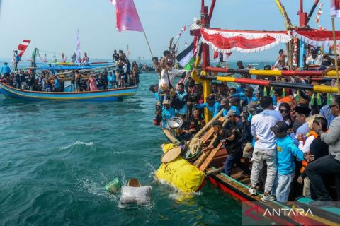 Ruwat Laut nelayan Pulau Carita