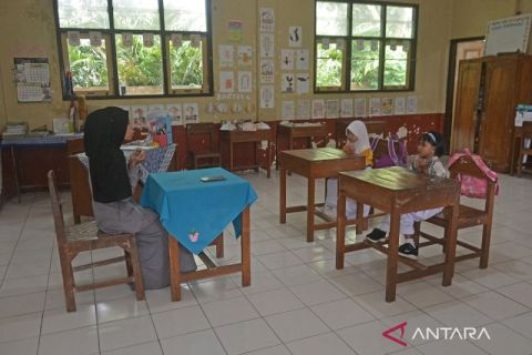 SD di Temanggung kekurangan murid, sekelas hanya dua siswa