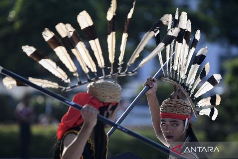 Festival budaya lintas bangsa, enam negara meriahkan East Borneo International Folklore Festival 2025 di Samarinda