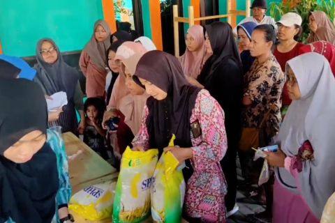 Disperindag Cilegon stabilkan harga beras lewat operasi pasar