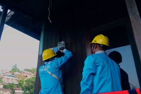 700 sambungan listrik gratis di Kaltim dari donasi PLN