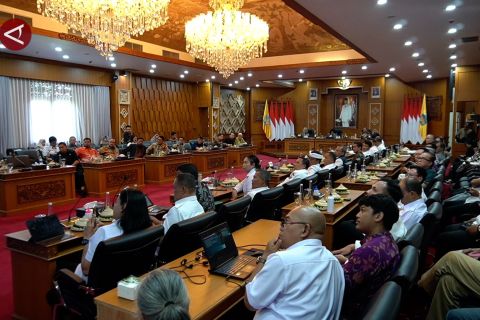 Komisi VII DPR RI-Gubernur Bali bahas usulan RUU Kepariwisataan