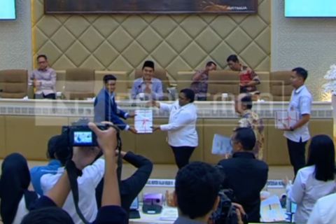 Pemerintah serahkan DIM untuk 10 RUU Kabupaten/Kota ke DPR RI