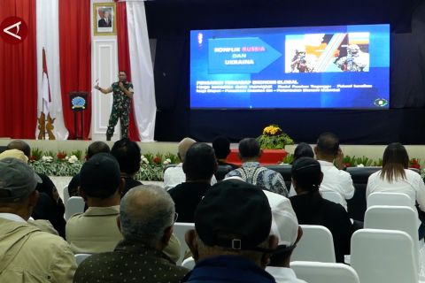 Pemkot Ambon gelar bimtek penguatan kapasitas perangkat desa