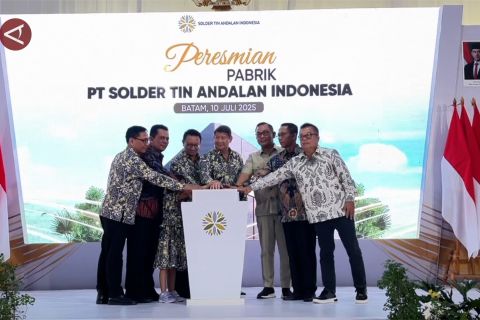 Dukung hilirisasi mineral, pabrik solder diresmikan di Batam