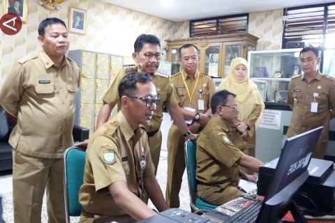 Pantau SPMB, Wali Kota Tangerang siapkan 70 SMP swasta gratis