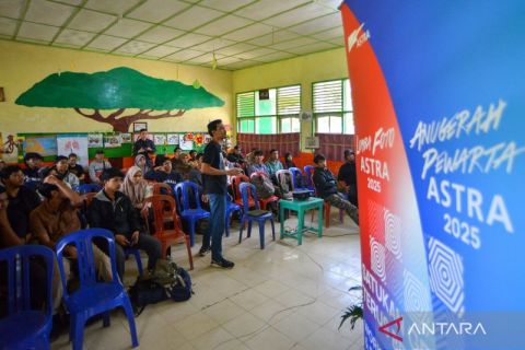 Diskusi lomba foto Astra 2025