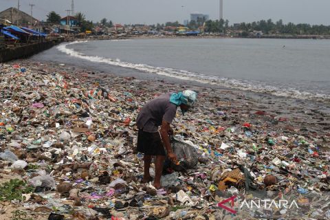 KKP targetkan 70 persen sampah dapat dicegah masuk ke laut pada 2029