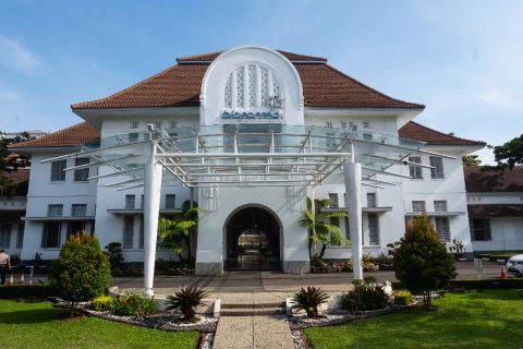 Bio Farma meraih sertifikat halal untuk Enoxaparin Sodium