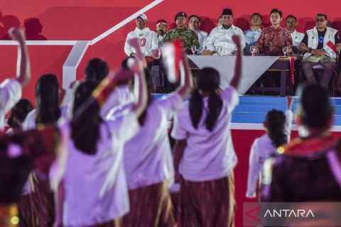 Presiden Prabowo menyaksikan Pesta Rakyat dan Karnaval Kemerdekaan