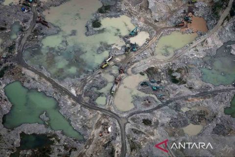 Rencana pemerintah alihkan kewenangan perizinan dan pengawasan tambang galian C