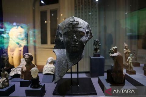 Artefak langka dari kota yang tenggelam di dasar Laut Mediterania akhirnya ditampilkan