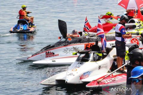 Jelang balap perahu super cepat F1H20 2025 di Danau Toba