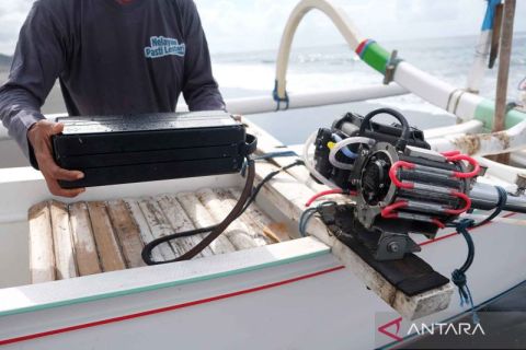 Nelayan Bali mulai gunakan perahu bermotor listrik untuk hemat biaya dan ramah lingkungan