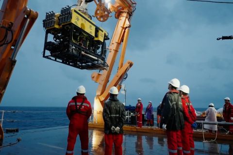 China tuntaskan misi penyelaman laut dalam menggunakan wahana Haiqin