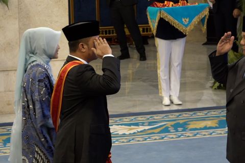 Mensesneg sebut anggota kabinet terima penghargaan atas prestasi