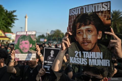 Aksi Kamisan ke-876 kenang 21 tahun pembunuhan Munir