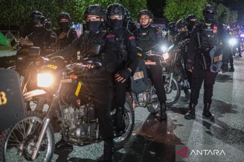Patroli skala besar di Kendari
