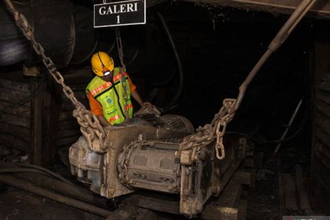 Tambang bawah tanah Sawah Luwung