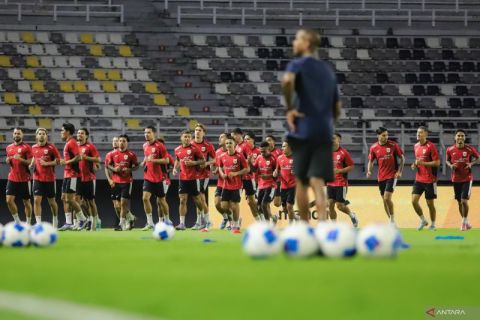 Timnas Indonesia latihan resmi di Surabaya jelang melawan Timnas Thailand