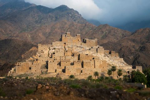 Thee Ain Village di Arab Saudi