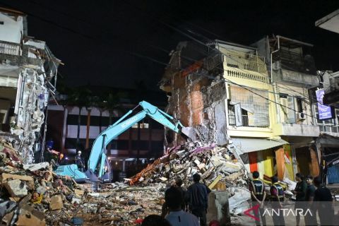Korban tewas telah mencapai 16 orang, proses pencarian korban banjir bandang Bali terus berlanjut