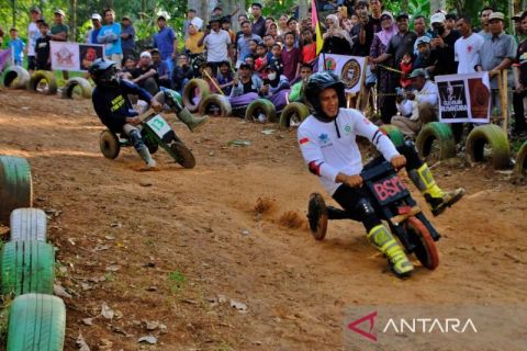 Begini serunya balap gledekan di Hutan Edukasi Kalisuren Kendal