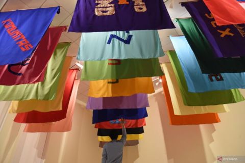 Jejak kolonialisme dalam pameran instalasi Beyond Unsettled Pasts