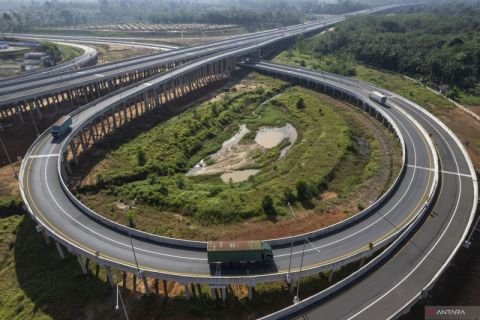 Jalan Tol Betejam Seksi 3 Tempino-Simpang Ness mulai beroperasi tanpa tarif
