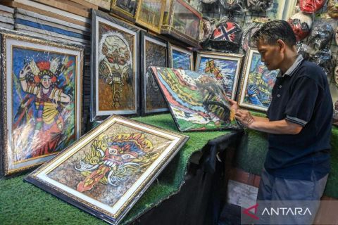 Limbah disulap jadi lukisan bernilai ekspor