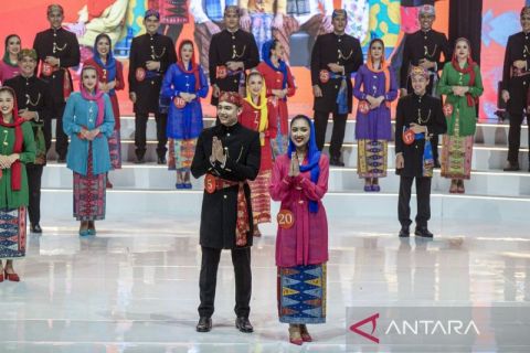 David Leon Bijlsma dan Farel Larasti terpilih sebagai Abang None Jakarta 2025