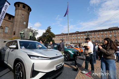 Puluhan merek mobil China unjuk gigi di Turin Auto Show, Dongfeng jadi sorotan