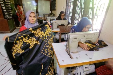 Pengrajin Lhokseumawe siapkan ribuan kain bordir untuk peluang ekspor