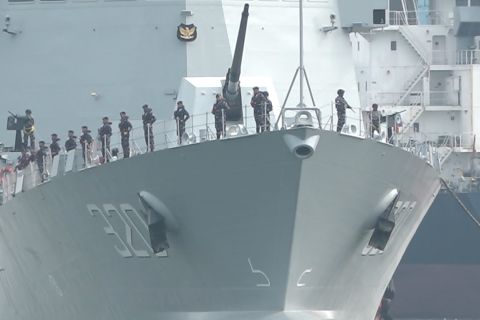 Kapal perang terbesar di ASEAN, KRI Brawijaya 320 tiba di Jakarta