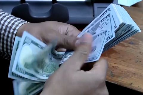 Krisis devisa, Mesir tekan suku bunga untuk tarik investasi asing