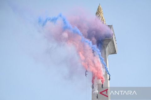 Atraksi militer dalam HUT ke-80 TNI