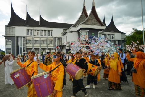 Tradisi Mauluik Gadang di Padang Pariaman