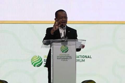 Menteri ESDM kirim tim ke India dalami PLTS murah