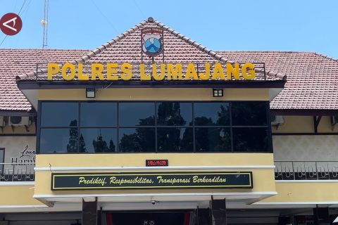Usai penyerangan, layanan Mapolres Lumajang kembali normal
