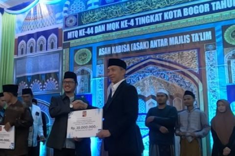 Wali Kota Bogor ajak peserta MTQ teladani nilai Islam yang cintai alam
