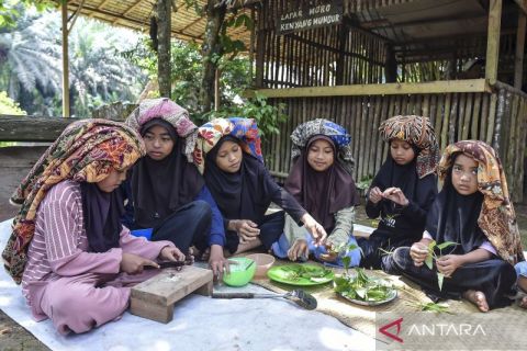 Melihat pembelajaran kearifan lokal di sekolah budaya Muaro Jambi
