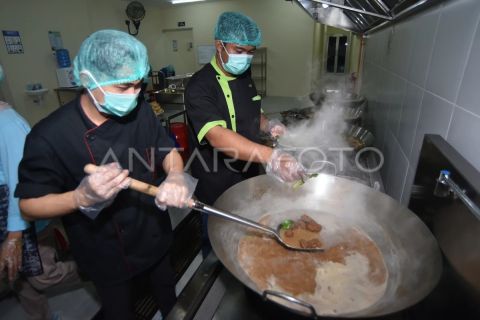 MBG khas Minang SPPG Polda Sumbar