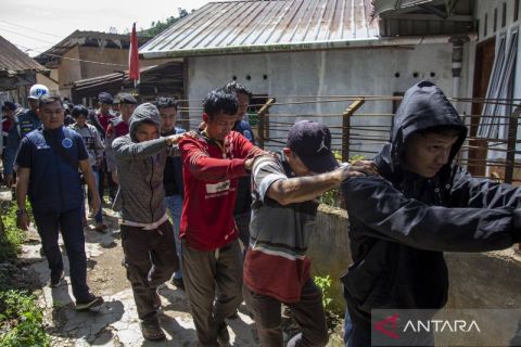 Razia narkoba di Kampung Madani Batam: BNNP Kepri temukan 36 warga positif konsumsi narkotika